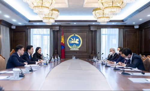 Тэтгэврийн зээлийн хугацааг сунгаж магадгүй